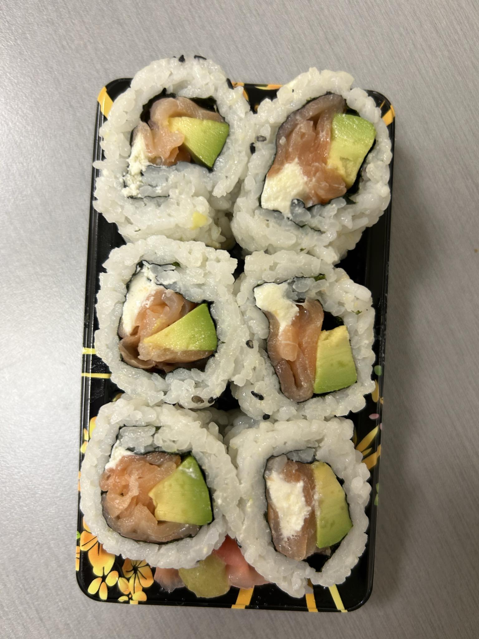 Philadelphia&Avocado Roll